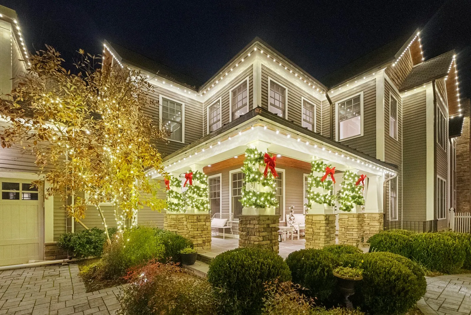Christmas Lights for Homes in the Phoenix and Scottsdale area